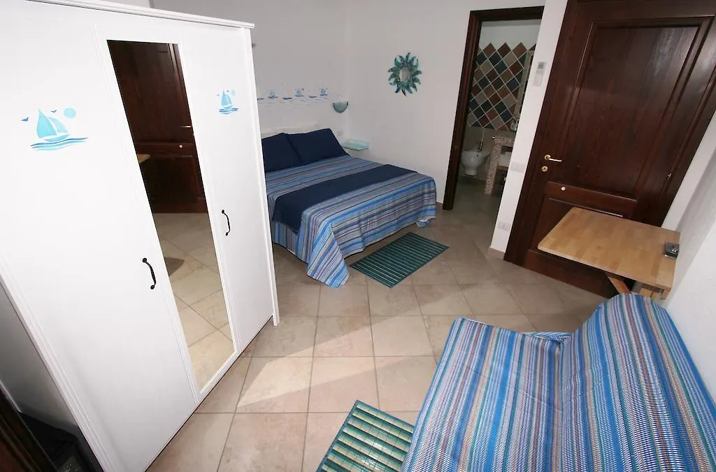 B&B Acquamarina Villasimius-1